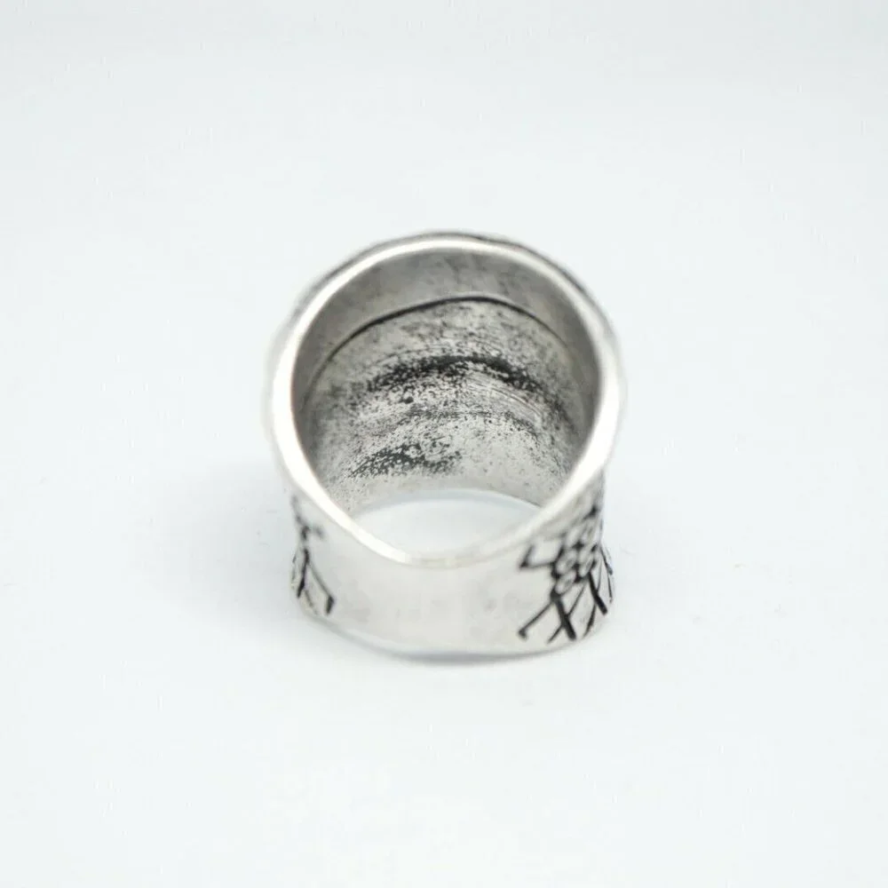 Clear Rhinestone Silver Tone Embossed Full Knuckle